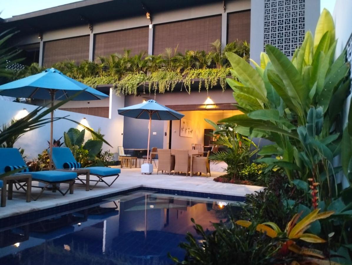 Villa Bintang Lovina Buitenkant foto